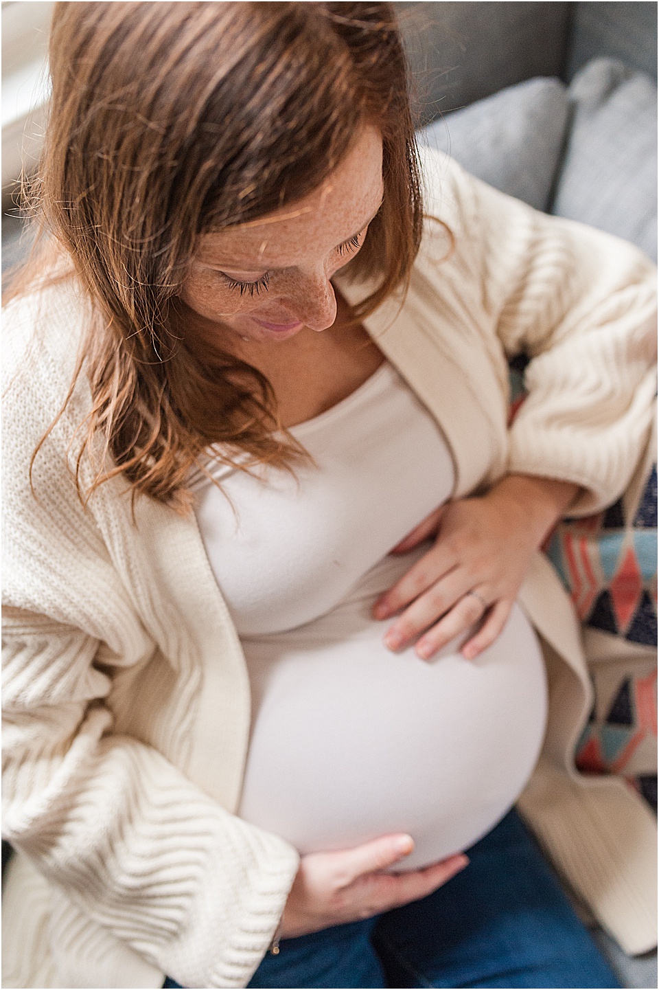 kensington maternity photographer dc | at home and waiting